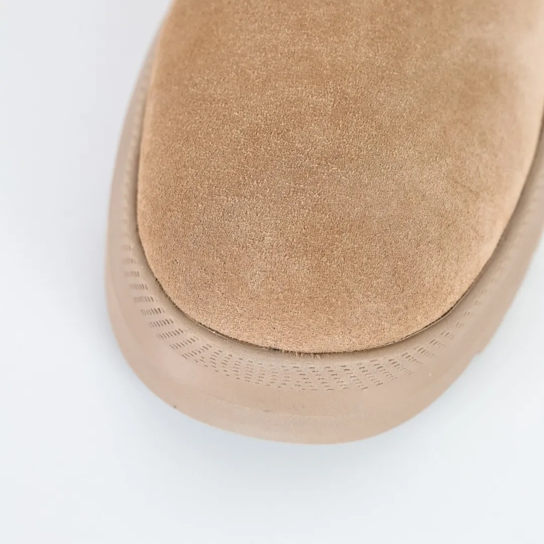 Copywriting price 💰680 The core recommendation is good price. The platform's foreign trade is exclusively for UGG Burleigh Chelsea Chelsea men's high-top snow boots 1152050. Produced by the ten-year-old brand shoemaking factory production line. Pay attention to every detail. Longfeng A-grade genuine sheep fur is integrated. It is built in full compliance with the ZP process. Size: 39 40 41 42 43 44 45